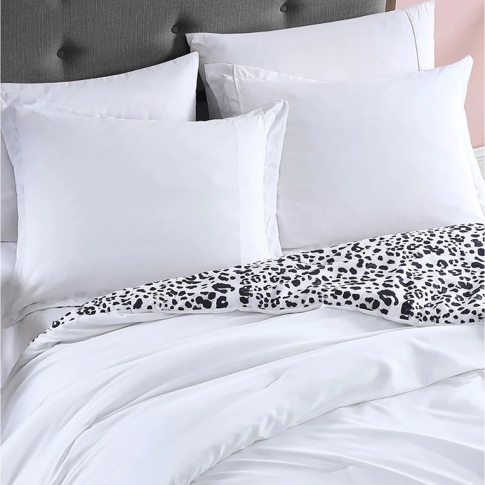Betsey Johnson Water Leopard Duvet Cover Set, Twin NWT
